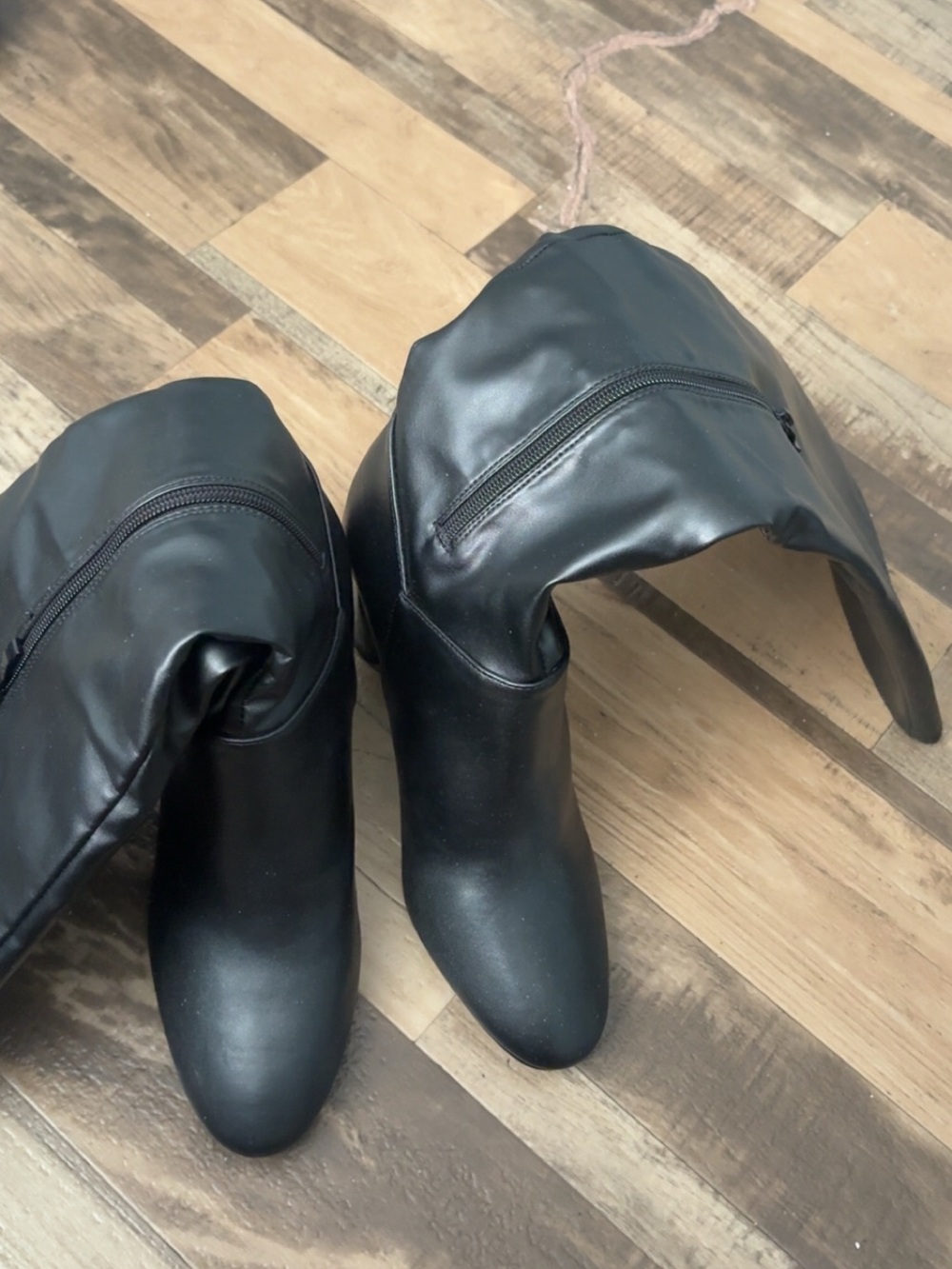 Boohoo Black Over-the-Knee Zipper Boots